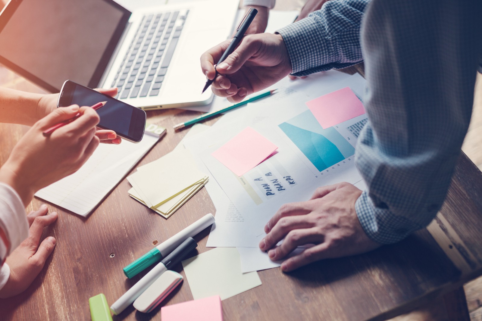 Consultor financeiro: o que faz, onde atua e qual o salário?