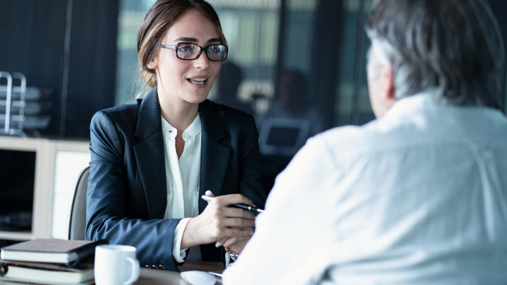 Como trabalhar em banco privado ou em banco público?